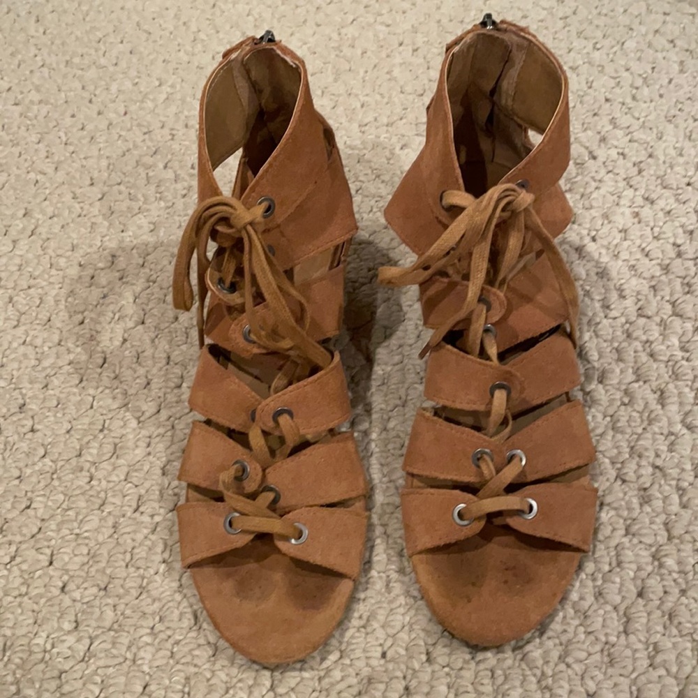 Lucky Brand heels with adjustable strings